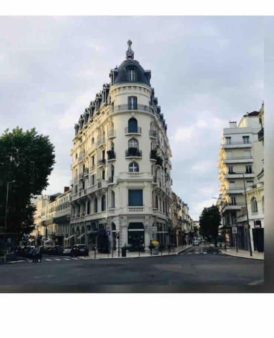 *Astoria 6* Appart Cosy En Plein Centre Vichy Exterior photo